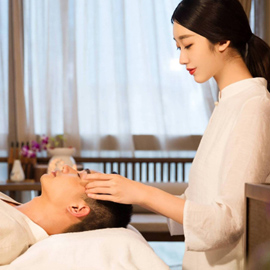 南京栖霞YanYan养生馆秉持“客户至上”的服务理念